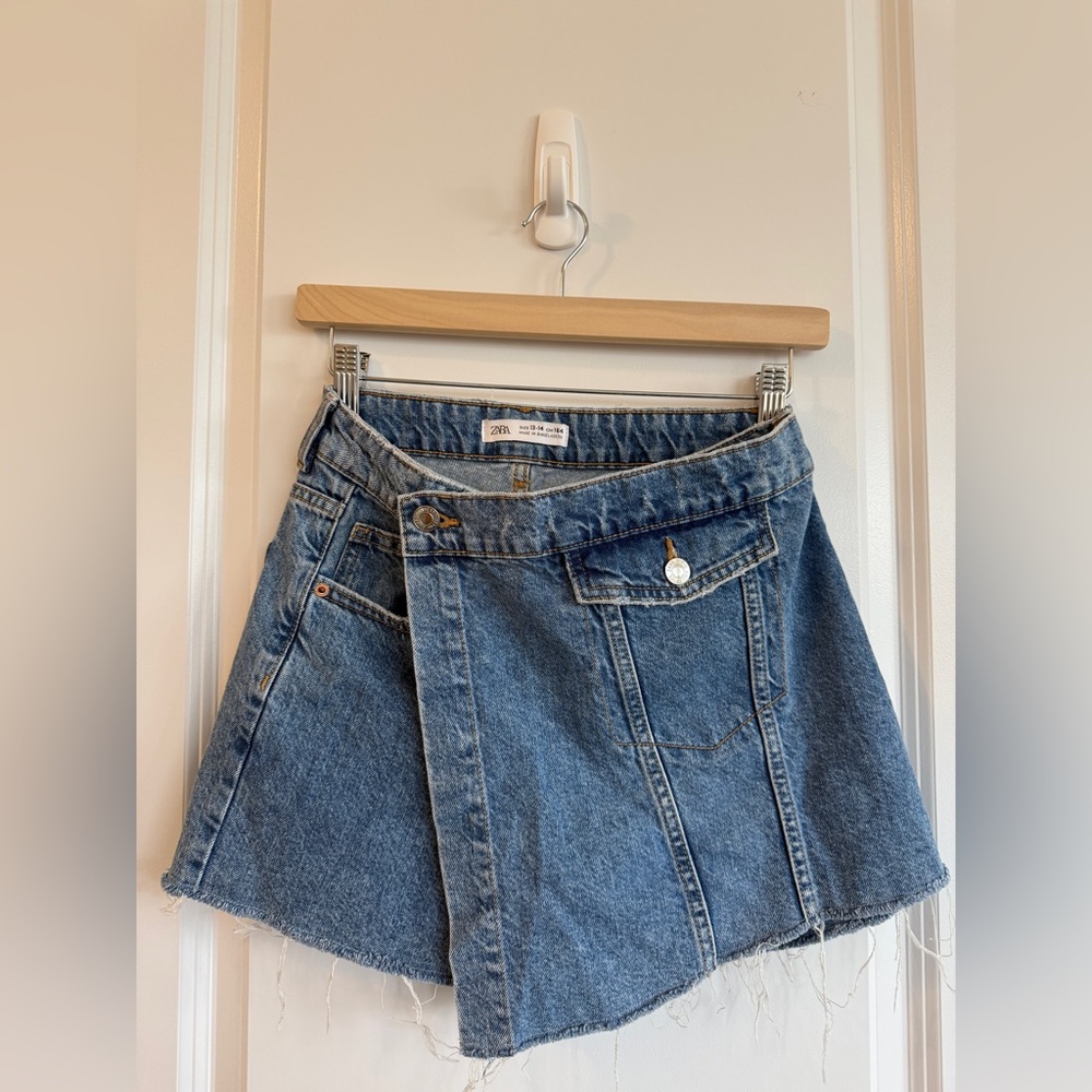 Casual Zara Girls Denim Skort!